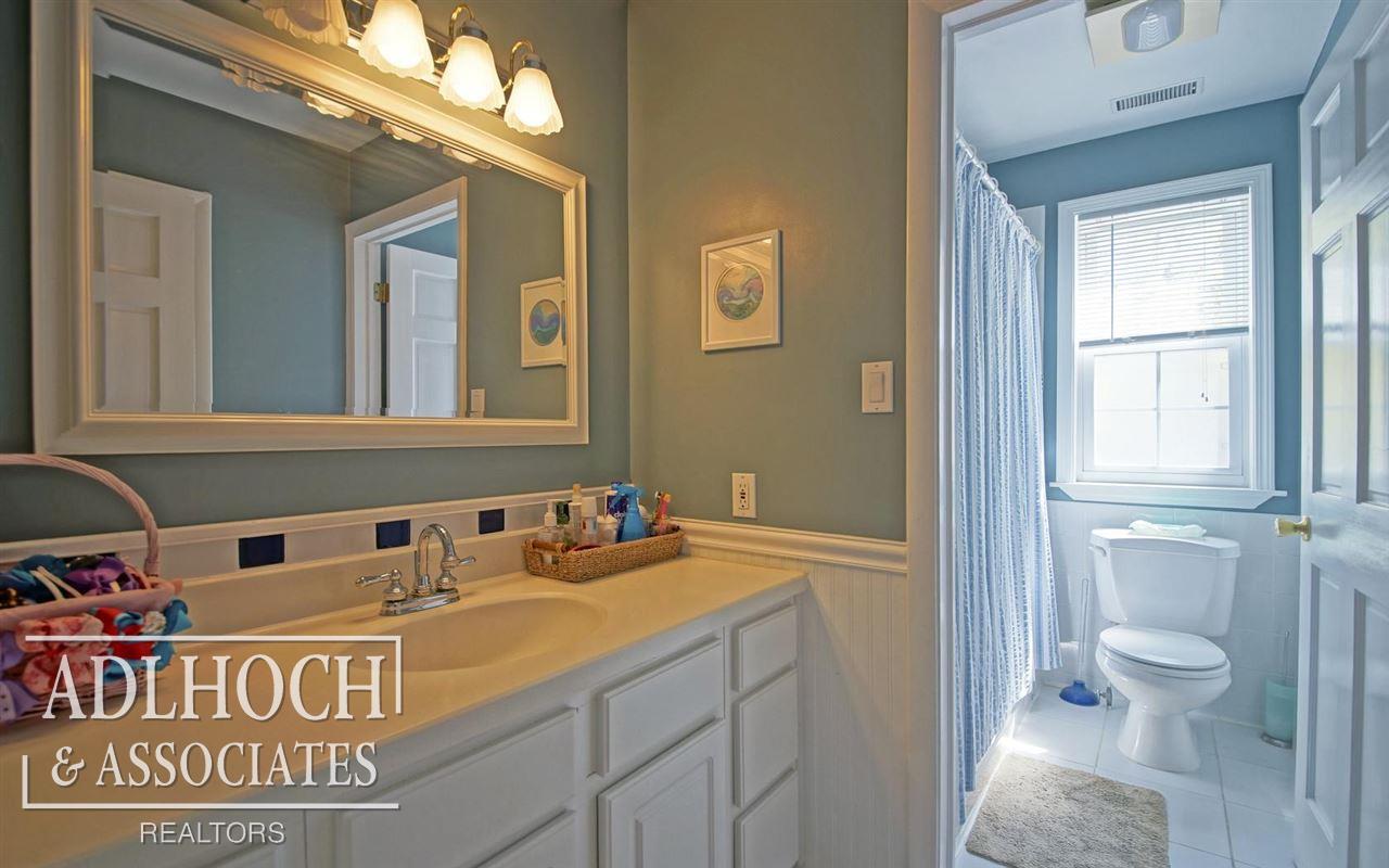 307 Ridgemont Road Grosse Pointe Farms, MI 48236 - Photo 18 of 25