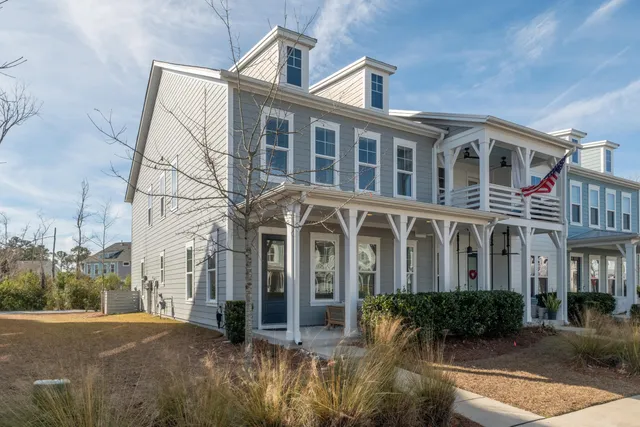 $719,000 | 3126 Sturbridge Road, Mount Pleasant, SC 29466