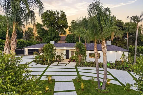 $2,895,000 | 8400 White Oak Avenue, Northridge, CA 91325