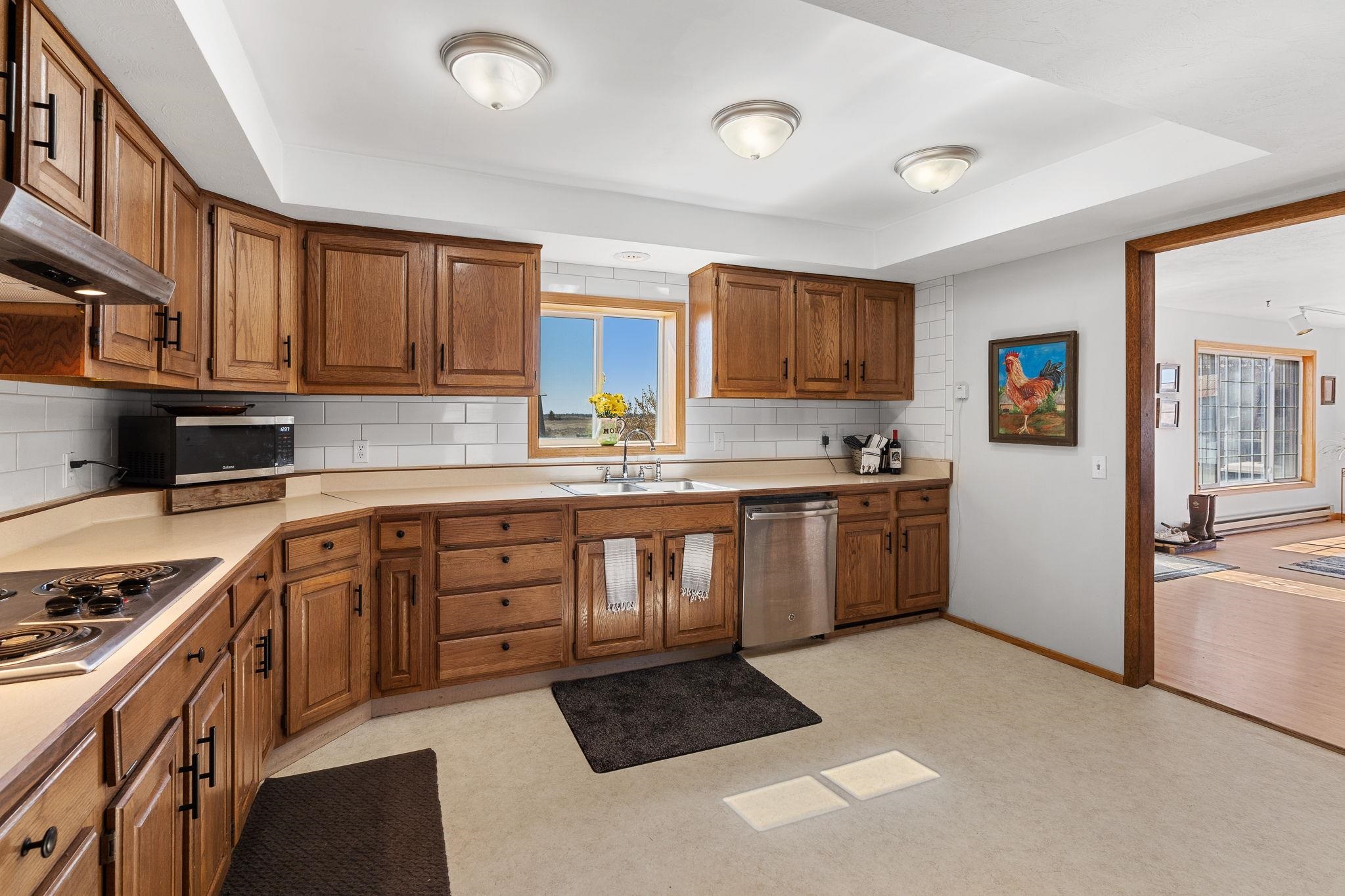 5606 South Stroup Road Medical Lake, WA 99022 - Photo 12 of 49 Gallery Image 12