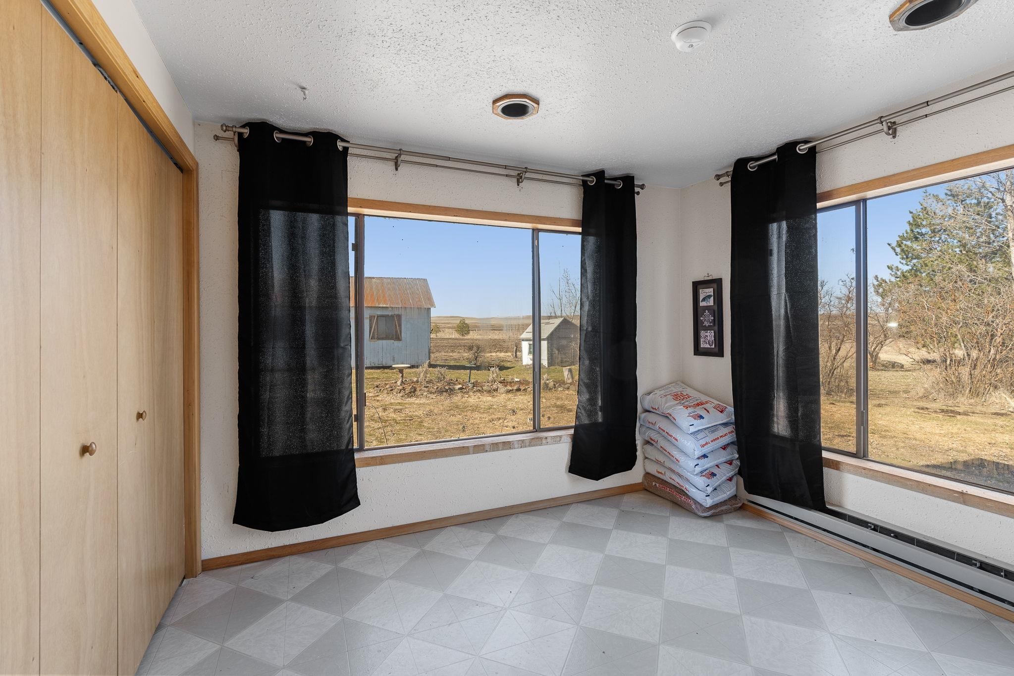 5606 South Stroup Road Medical Lake, WA 99022 - Photo 25 of 49 Gallery Image 25