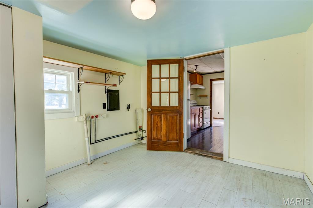 1008 Locust Carrollton, IL 62016 - Photo 21 of 31