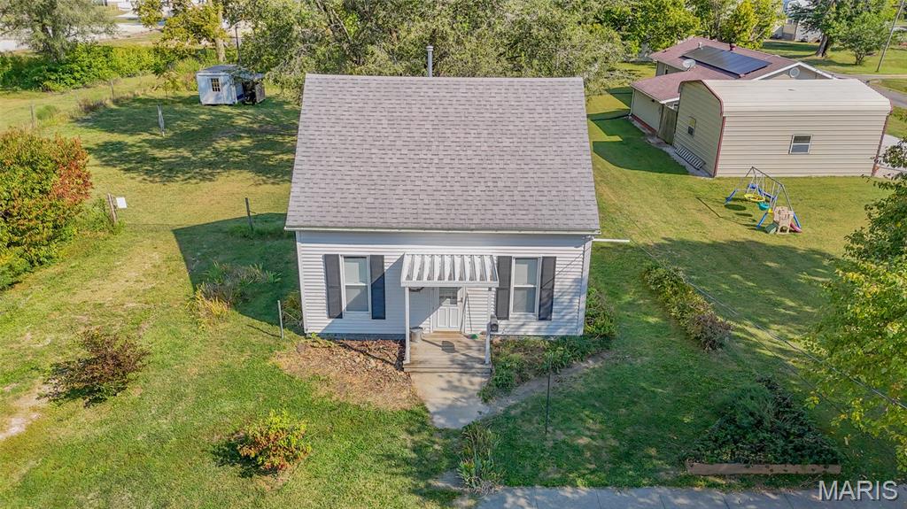 1008 Locust Carrollton, IL 62016 - Photo 27 of 31