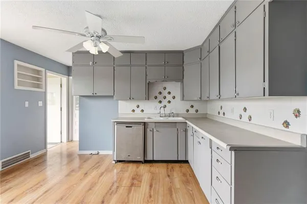 $230,000 | 307 East Orchard Street, Odessa, MO 64076