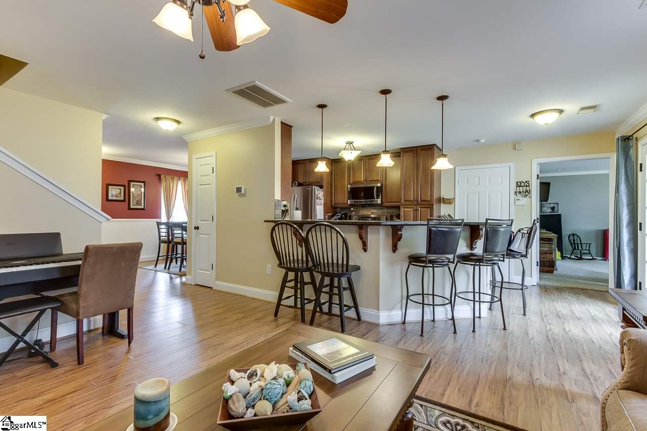 12 Hawkesbury Road Simpsonville, SC 29681 - Photo 13 of 36 Gallery Image 13