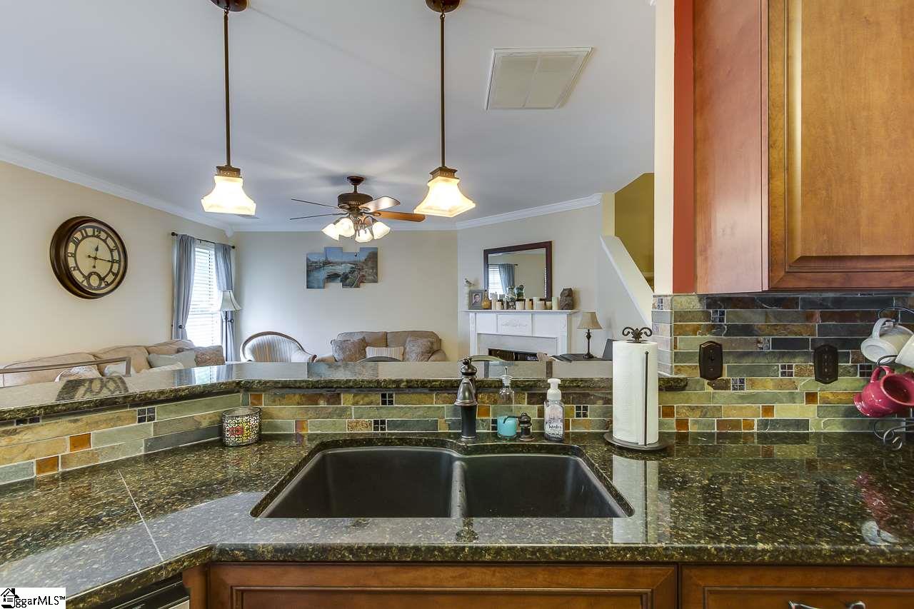 12 Hawkesbury Road Simpsonville, SC 29681 - Photo 20 of 36 Gallery Image 20