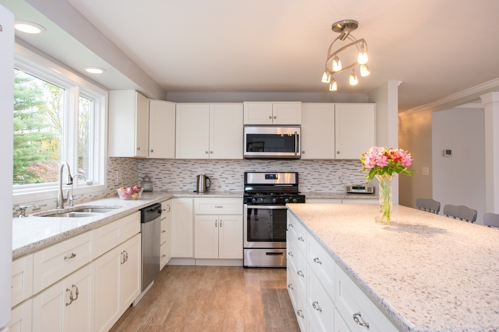 117 Bailey Road Andover, MA 01810 - Photo 10 of 27
