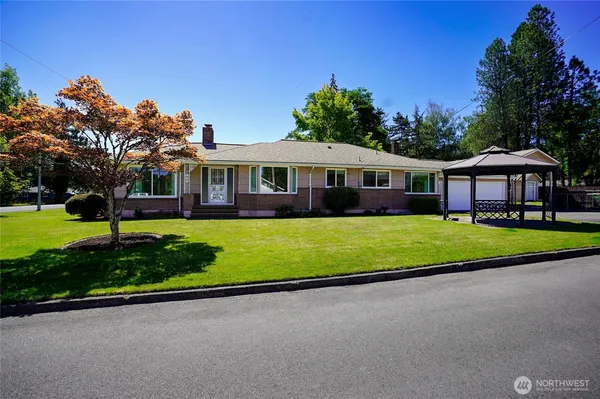 $479,000 | 102 Laurel Place, Longview, WA 98632
