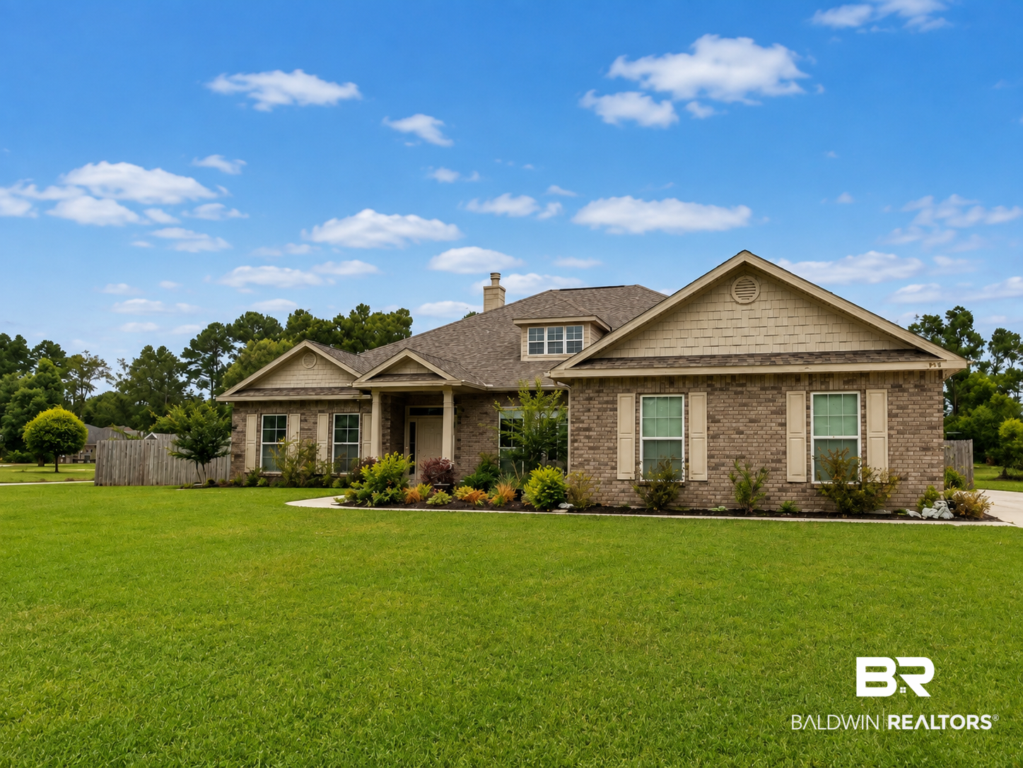 550 Leeds Court Foley, AL 36535 - Photo 1 of 23 Gallery Image 1