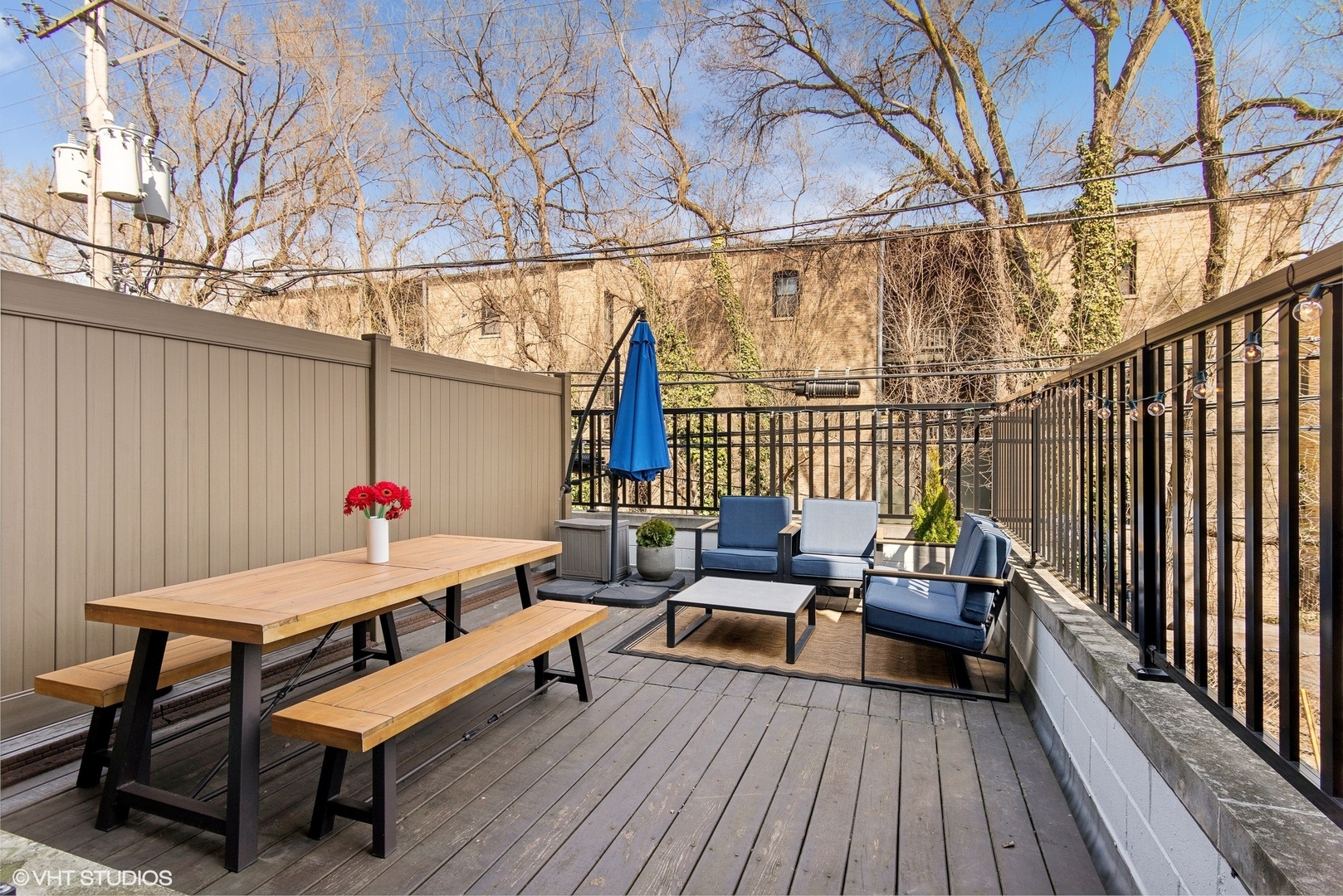2136 West North Avenue, Unit 2E Chicago, IL 60647 - Photo 20 of 22 a outdoor space with hardwood