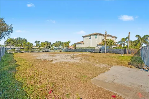 $3,989,000 | 2019 Illinois Avenue Northeast, St. Petersburg, FL 33703