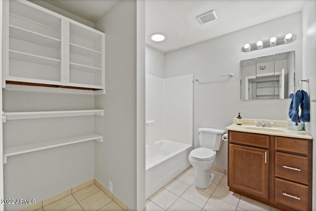 315 North Dobson Road Mesa, AZ 85201 - Photo 20 of 33 20-020