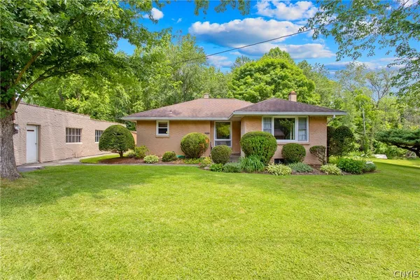 $250,000 | 8252 Maple Road, Clay, NY 13041