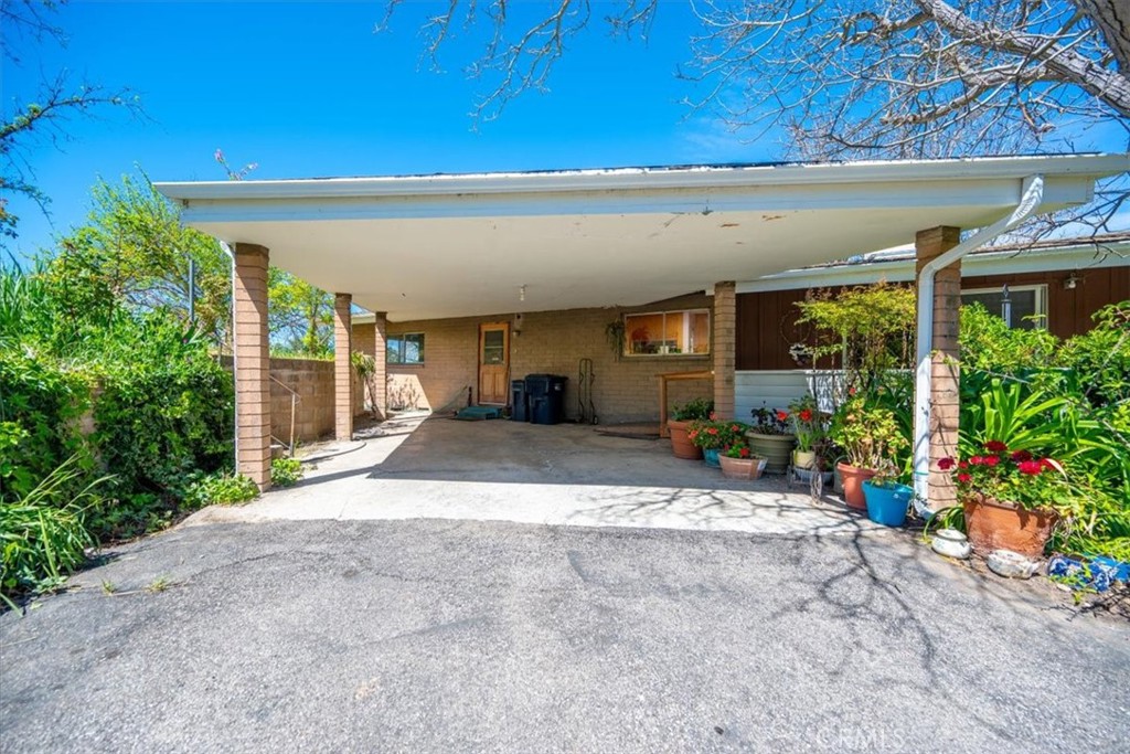 3956 Maricopa Road Atascadero, CA 93422 - Photo 5 of 54