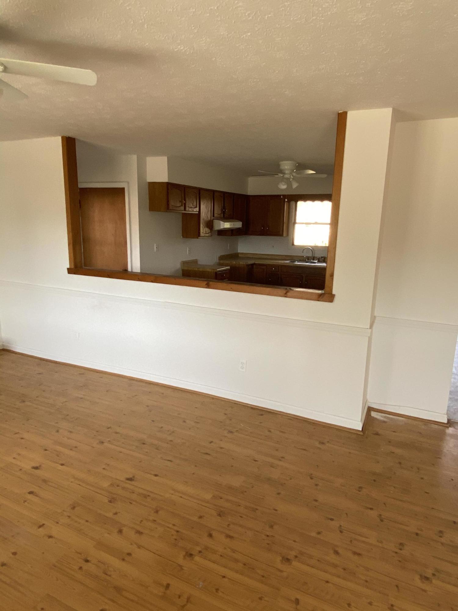 139 Money Road Caryville, TN 37714 - Photo 5 of 15 DAC8753F-F41C-44A7-B560-F32521526AD8