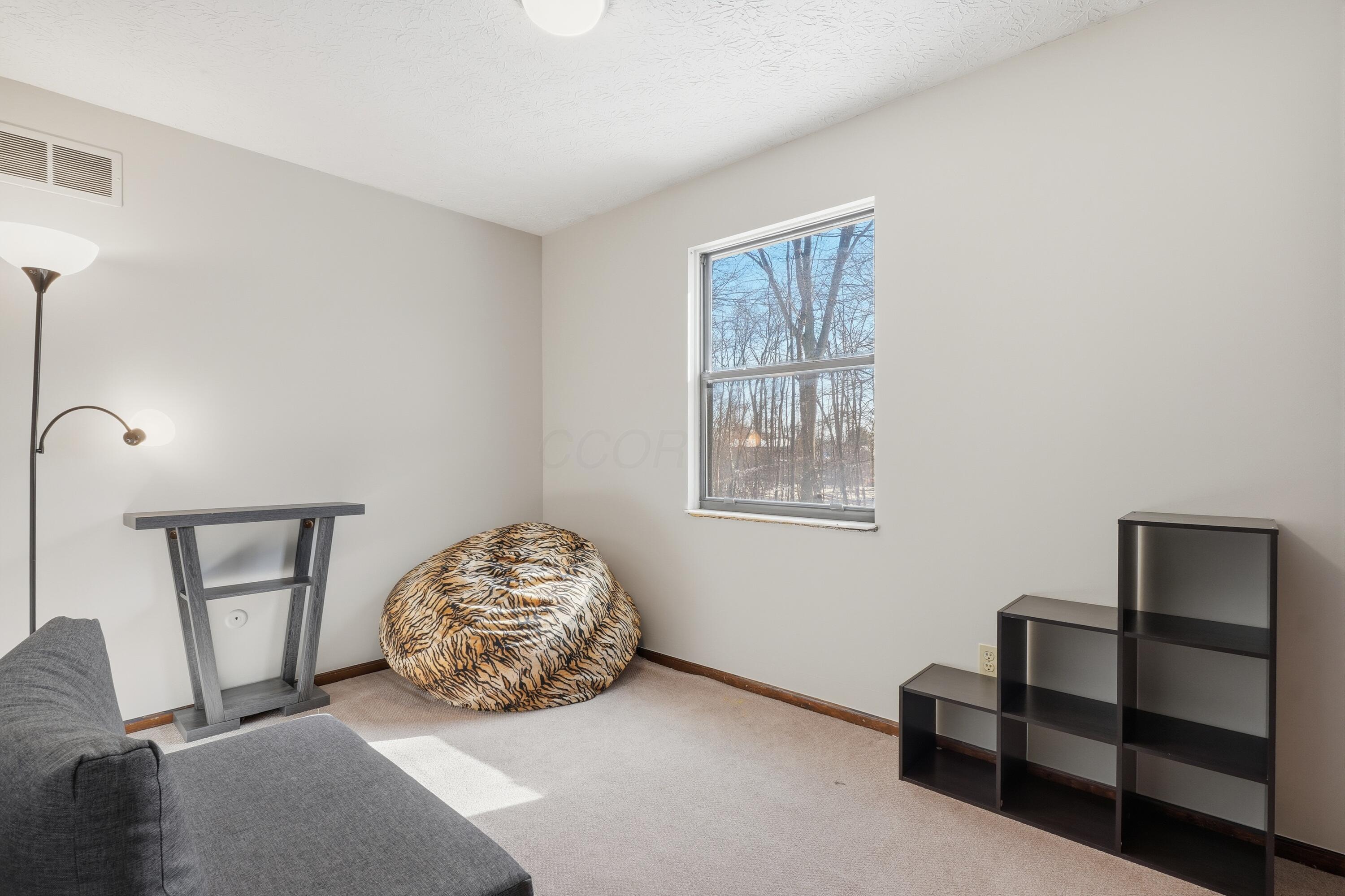 830 Lindenhaven Road Columbus, OH 43230 - Photo 24 of 43 24-bedroom 2-1