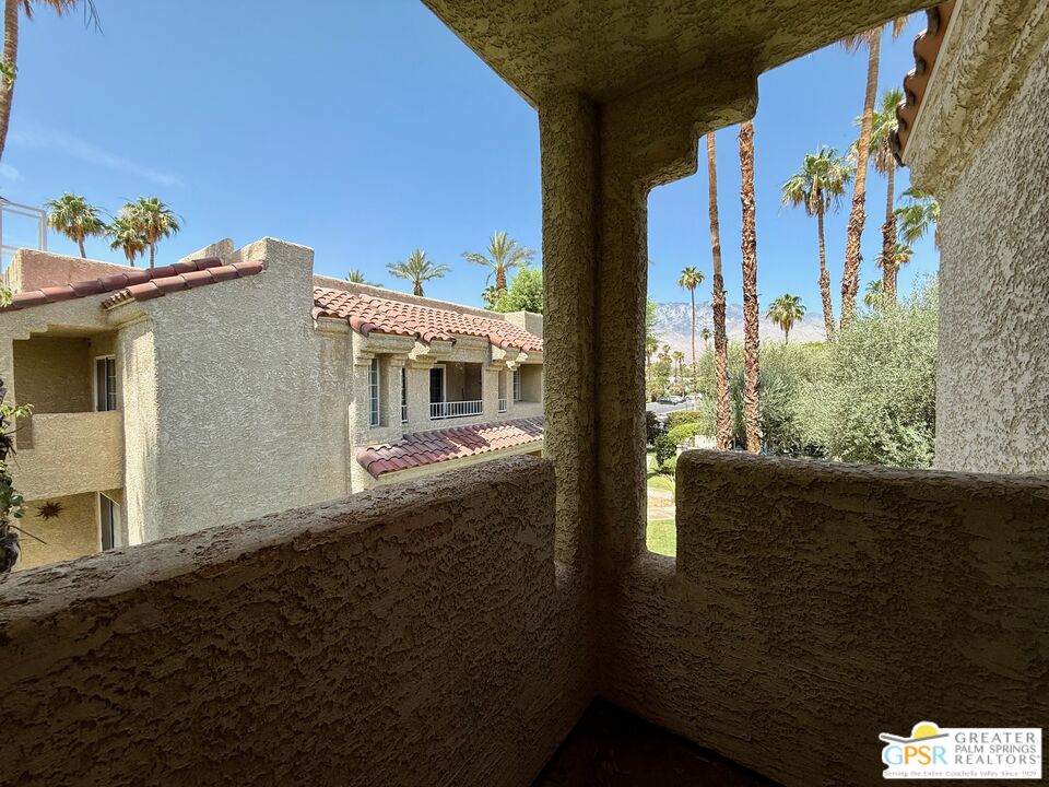 2700 Lawrence Crossley Road, Unit 96 Palm Springs, CA 92264 - Photo 15 of 34
