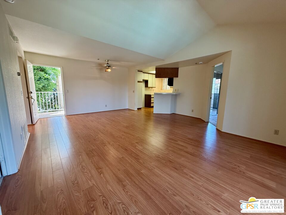 2700 Lawrence Crossley Road, Unit 96 Palm Springs, CA 92264 - Photo 3 of 34
