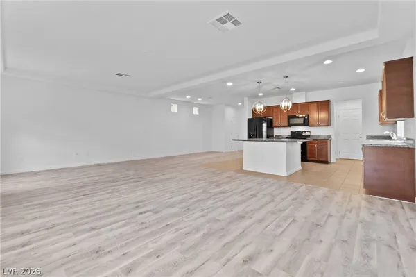 $2,250 | 9827 Marietta Cellars Court, Las Vegas, NV 89141