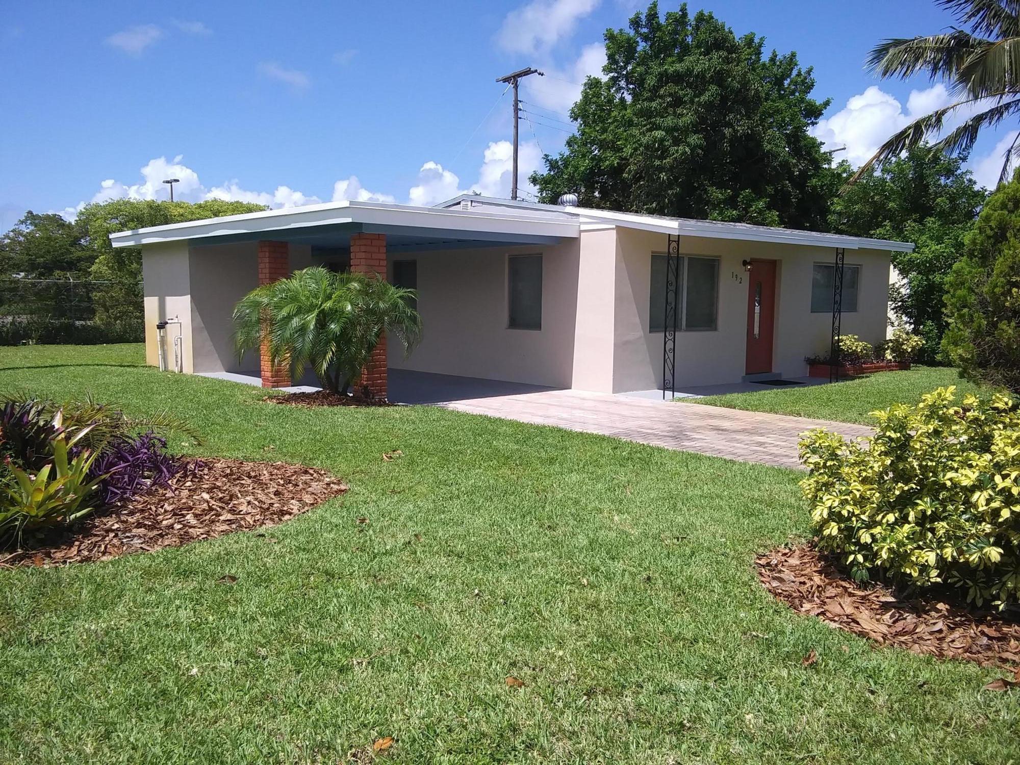 192 West 35th Street Riviera Beach, FL 33404 - Photo 1 of 41 0529201500a