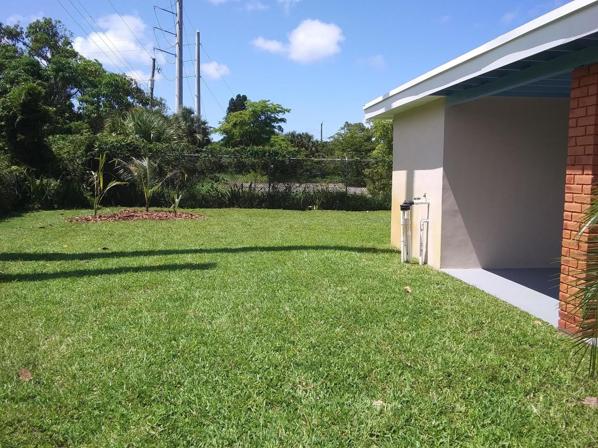 192 West 35th Street Riviera Beach, FL 33404 - Photo 13 of 41 0529201501b