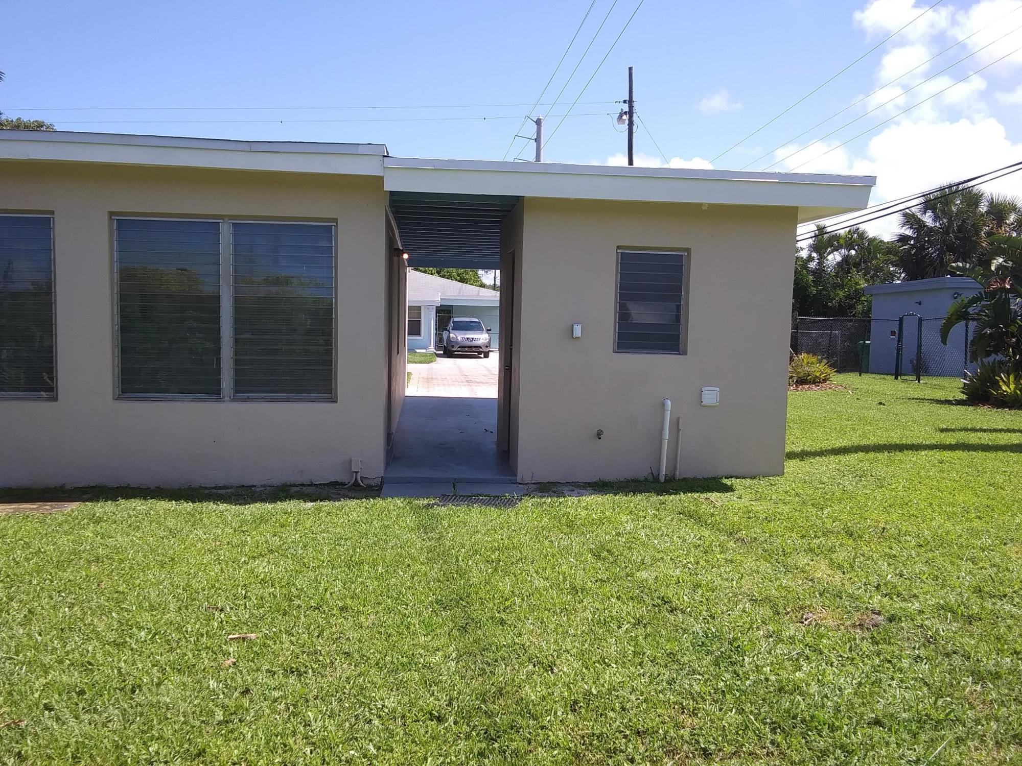 192 West 35th Street Riviera Beach, FL 33404 - Photo 20 of 41 0529201504a