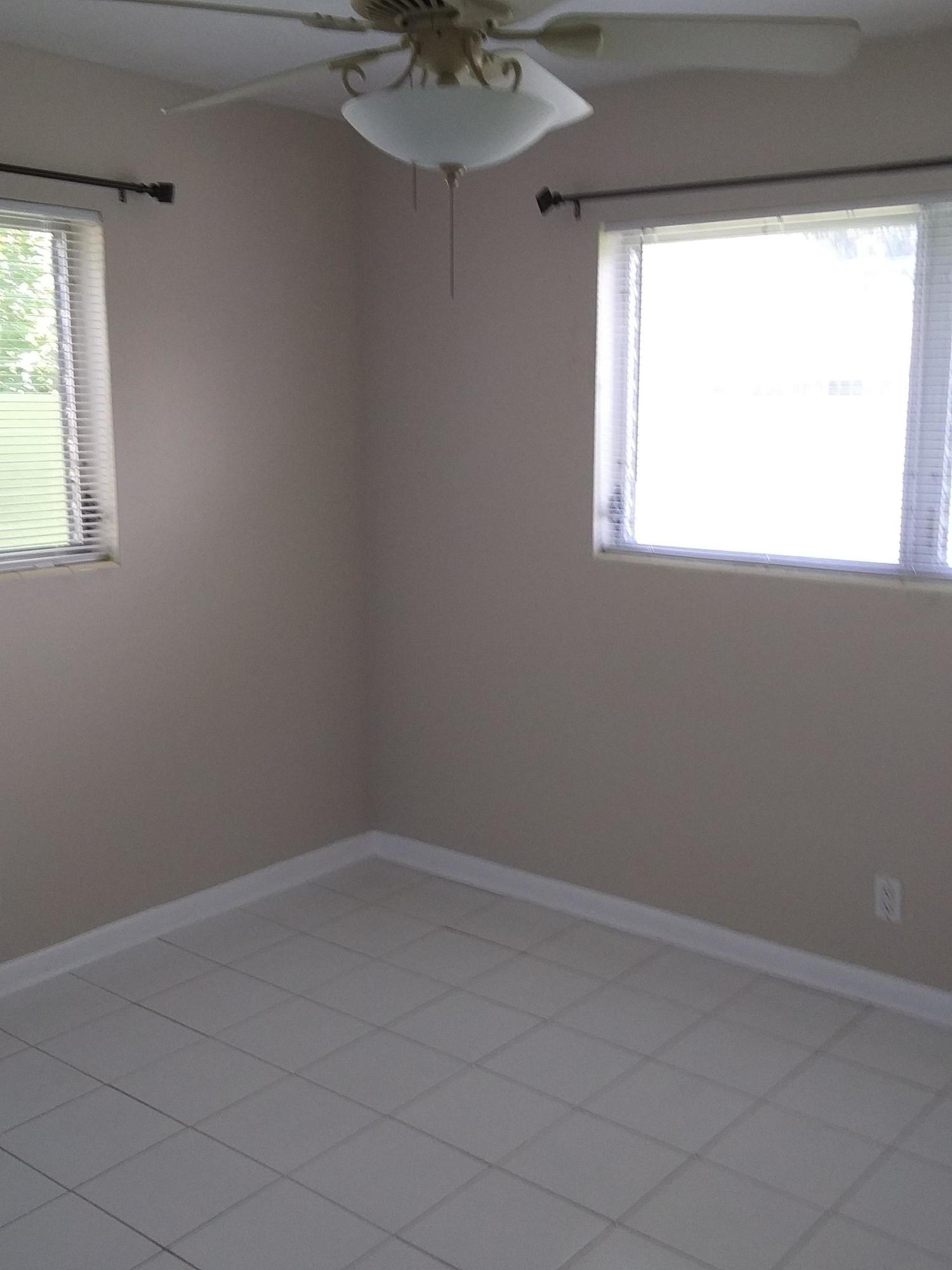 192 West 35th Street Riviera Beach, FL 33404 - Photo 34 of 41 0529201511_Burst01