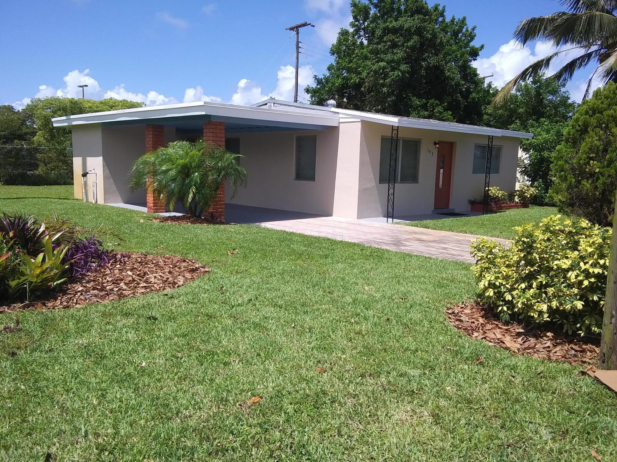 192 West 35th Street Riviera Beach, FL 33404 - Photo 7 of 41 0529201500