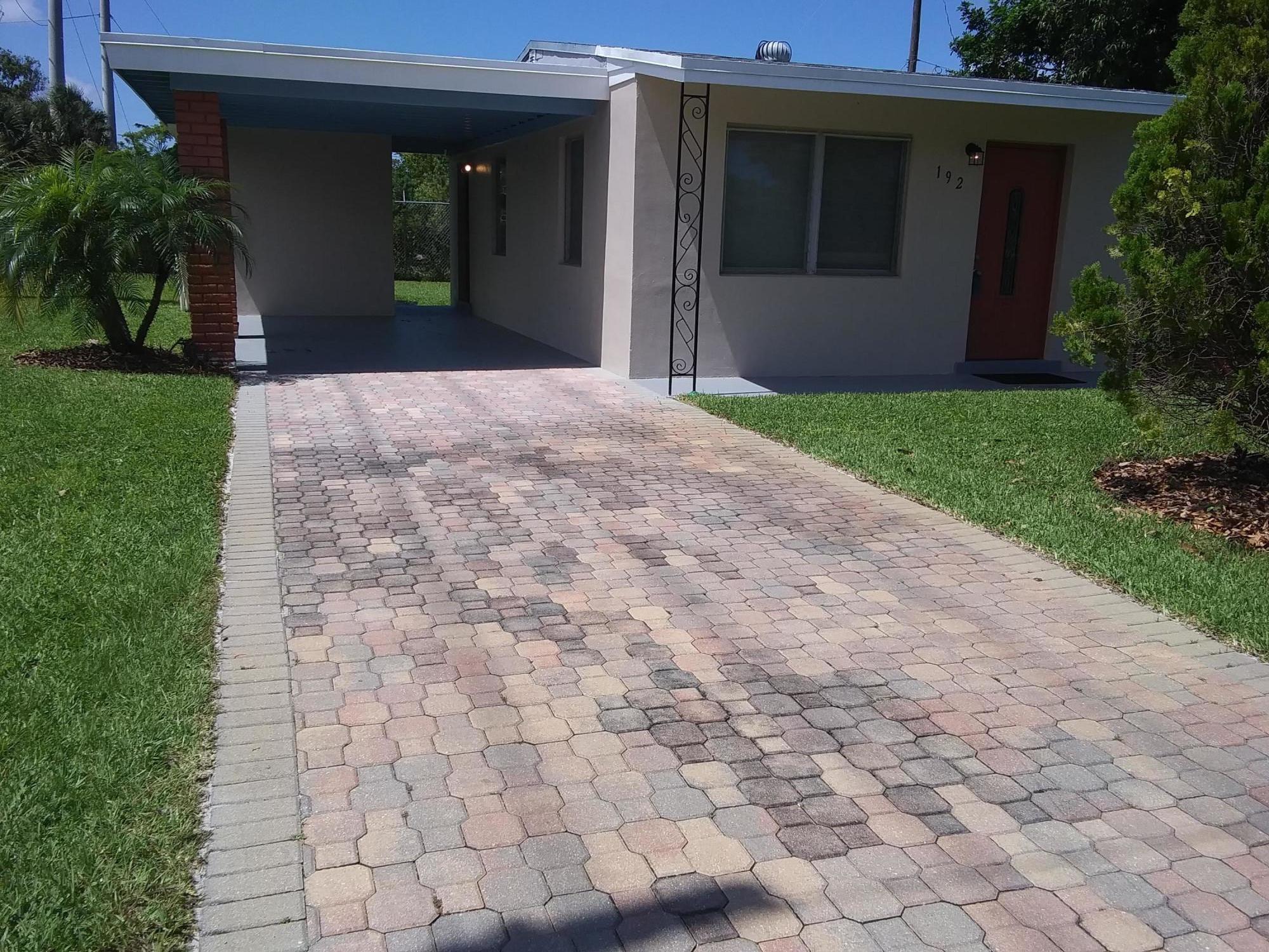 192 West 35th Street Riviera Beach, FL 33404 - Photo 10 of 41 0529201500d