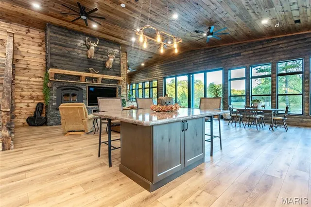 $849,000 | 6548 Jimtown Road, Oakdale, IL 62268