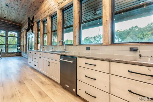 $849,000 | 6548 Jimtown Road, Oakdale, IL 62268