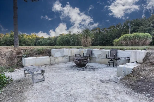 $849,000 | 6548 Jimtown Road, Oakdale, IL 62268