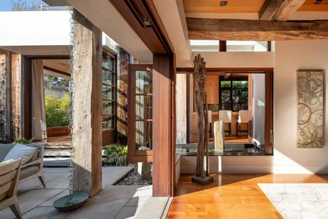 a view of a entryway door of the house