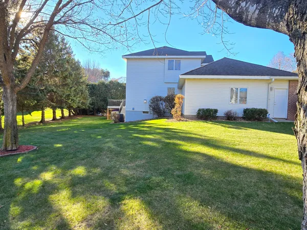 $500,000 | 2010 25th Street South, St. Cloud, MN 56301