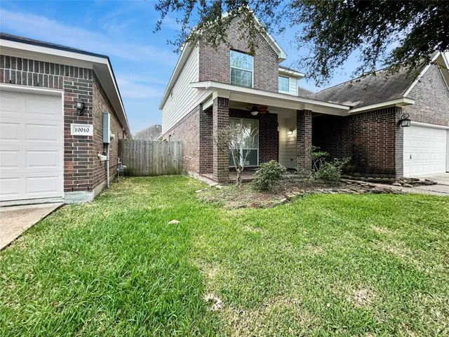 $2,355 | 10006 Wood Leaf Court, Baytown, TX 77521