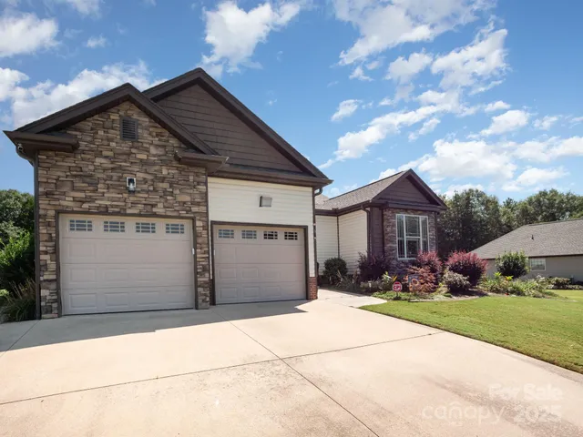$355,000 | 190 Glendower Lane, Chesnee, SC 29323