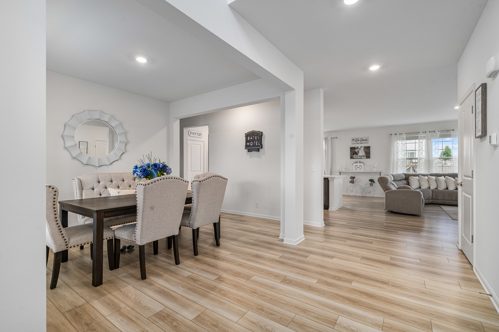 522 Coach Road Yorkville, IL 60560 - Photo 11 of 44