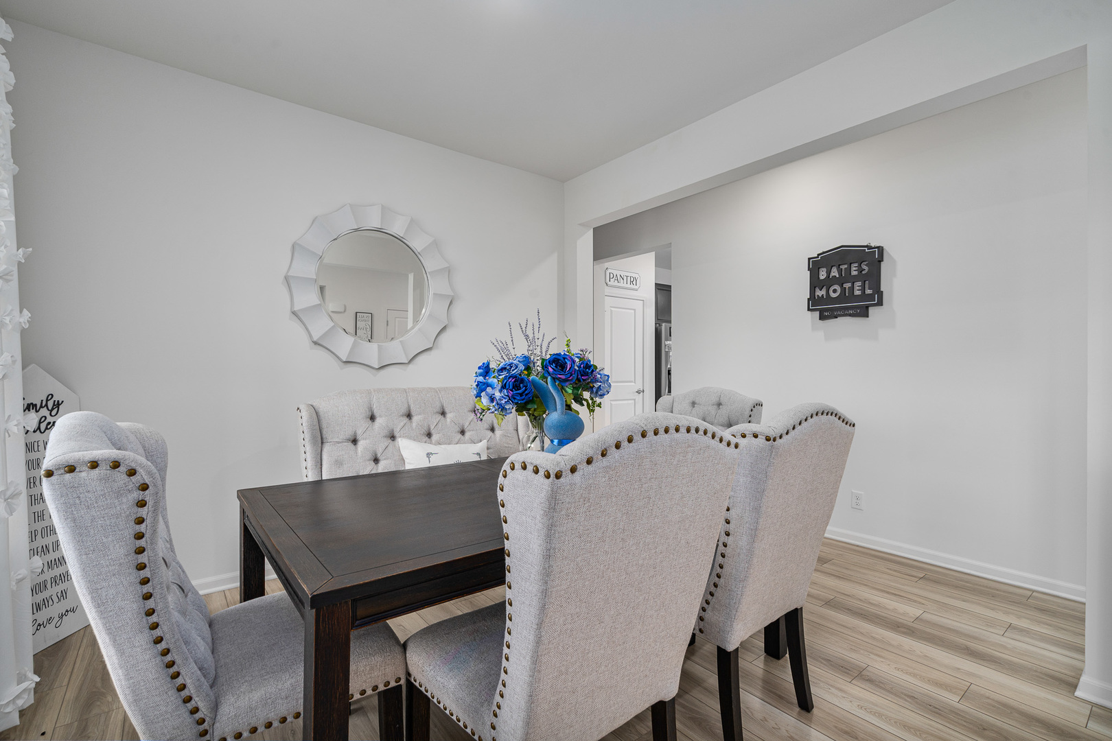 522 Coach Road Yorkville, IL 60560 - Photo 13 of 44
