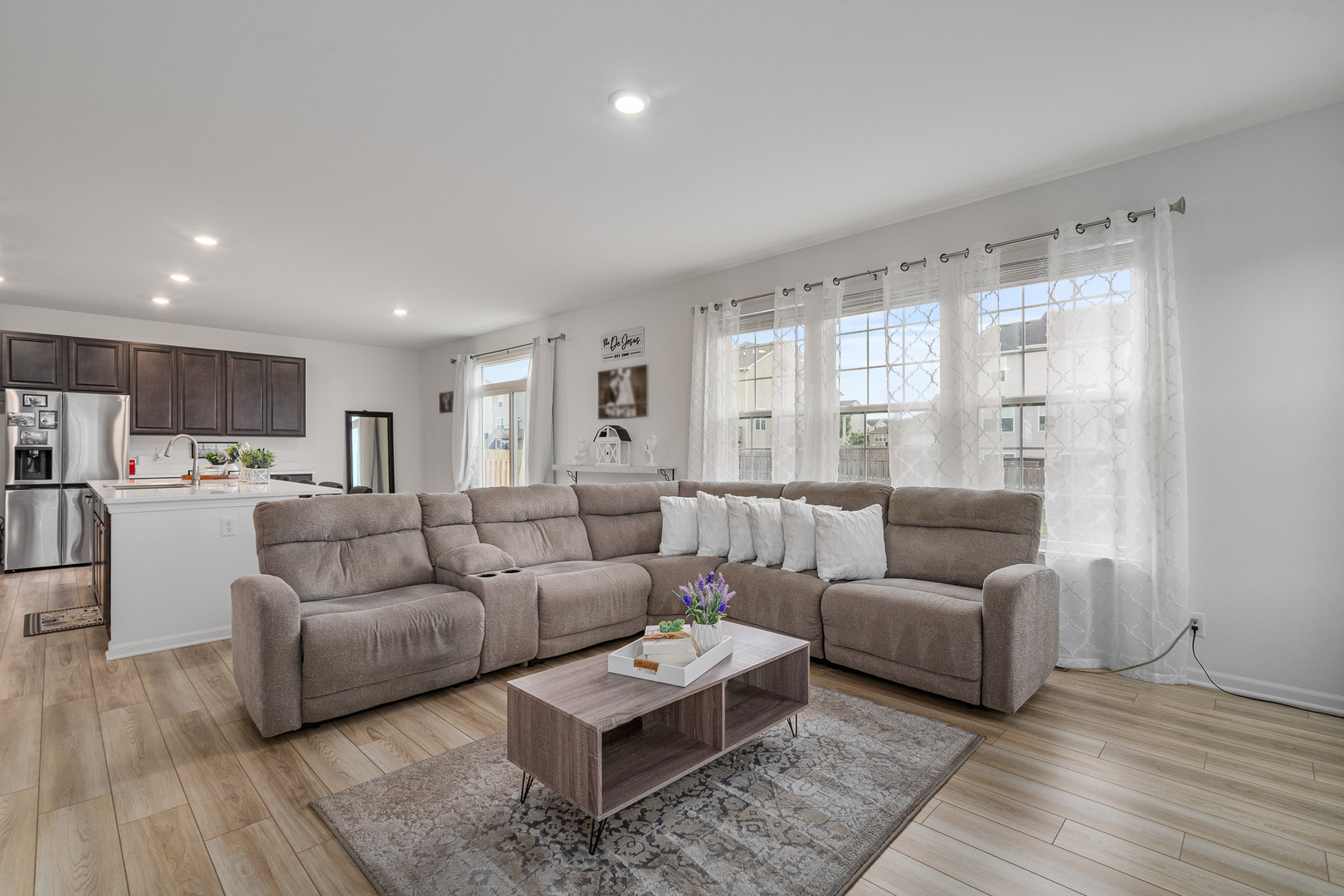 522 Coach Road Yorkville, IL 60560 - Photo 9 of 44