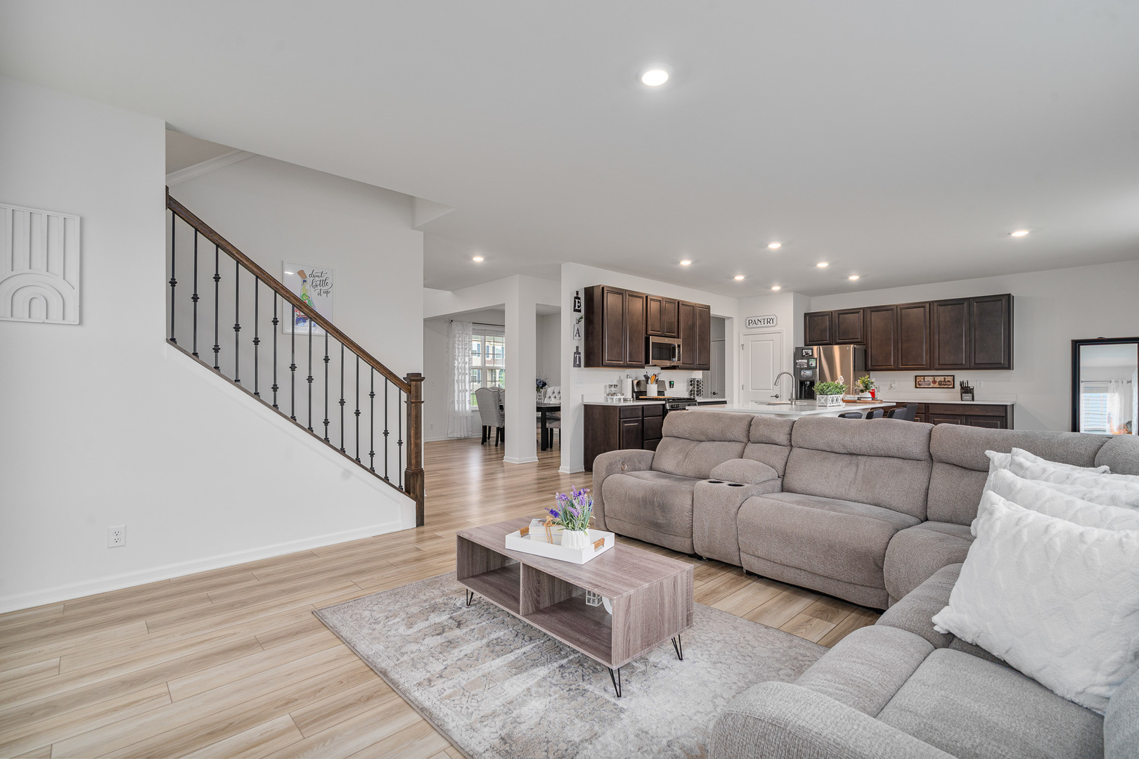 522 Coach Road Yorkville, IL 60560 - Photo 10 of 44