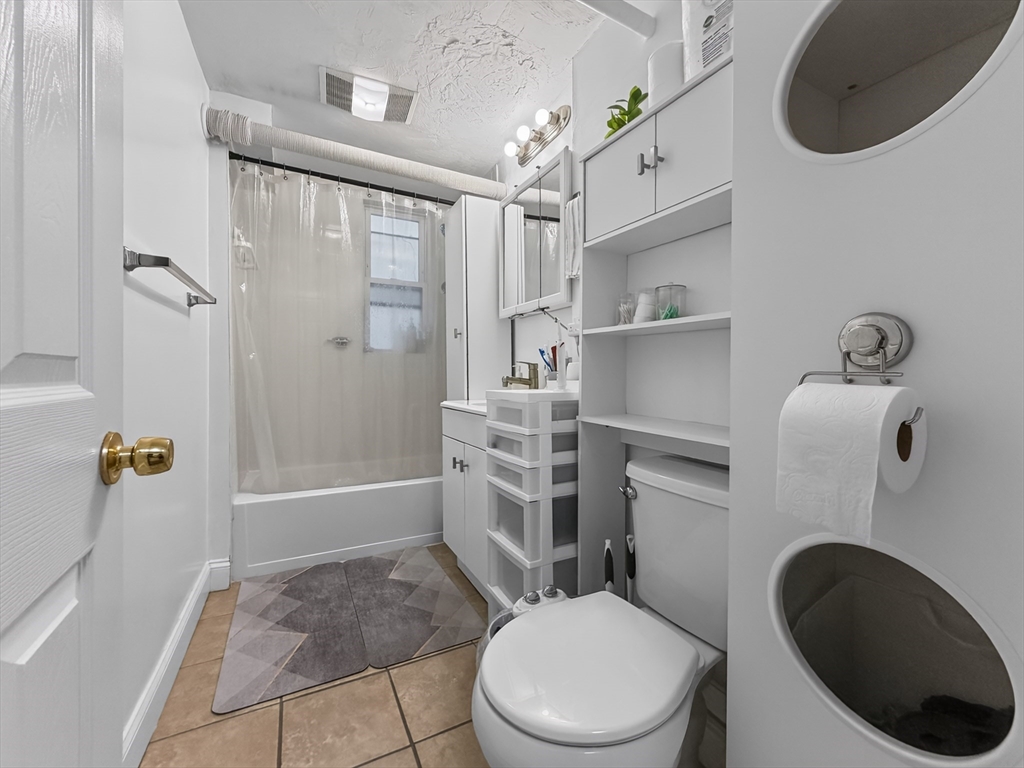 24 Chiswick Road, Unit 24A1 Boston, MA 02135 - Photo 4 of 12 Gallery Image 4