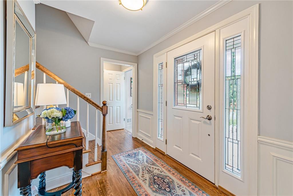 103 Lexington Drive Canonsburg, PA 15317 - Photo 10 of 44 a living room with furniture and a table
