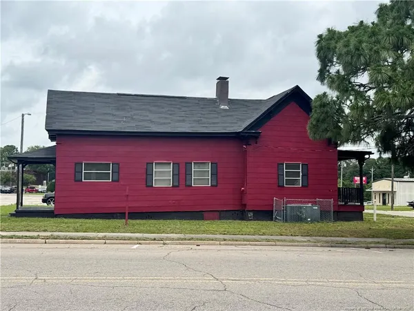 $150,000 | 202 West West Main Street West, Hamlet, NC 28345