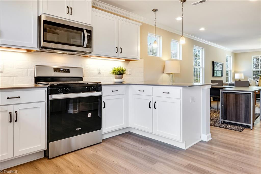 3901 Straw Hat Road Greensboro, NC 27410 - Photo 11 of 26 Similar to Kitchen