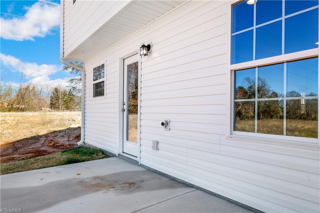 3901 Straw Hat Road Greensboro, NC 27410 - Photo 25 of 26 Similar to Patio