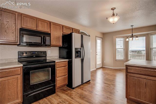 11275 Falling Star Road Fountain, CO 80817 - Photo 12 of 41