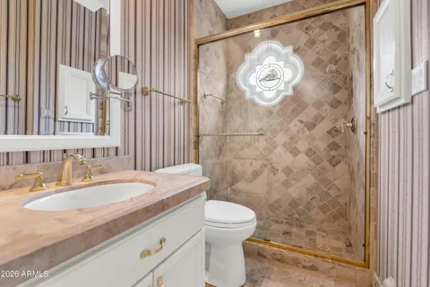 $5,495,000 | 6301 East Huntress Drive, Paradise Valley, AZ 85253