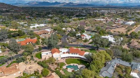 $5,495,000 | 6301 East Huntress Drive, Paradise Valley, AZ 85253