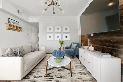 $549,000 | 158 F Street, Unit 2, Boston, MA 02127