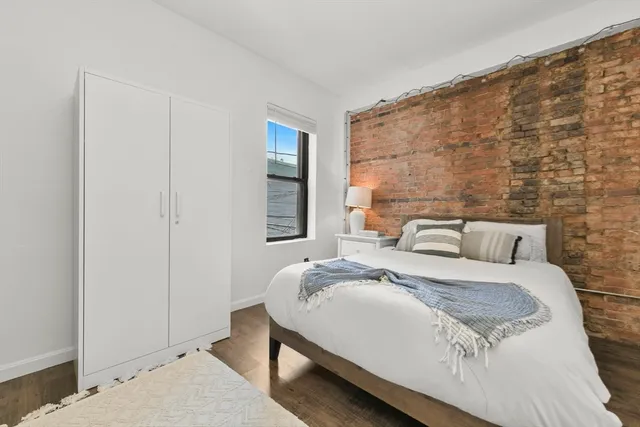 $549,000 | 158 F Street, Unit 2, Boston, MA 02127